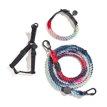 Close-up of the Dioji Cotton Rope Dog Leash by Found My Animal, showcasing its adjustable design, sturdy brass lockable carabiner, and hand-dyed cotton rope. A stylish and durable leash supporting pet rescue, adoption, and wellness.